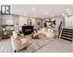 86 CARLYLE Drive - 4