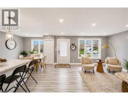 86 CARLYLE Drive - 6