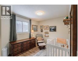 13 RIDGEWAY Avenue - 19