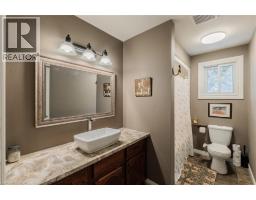 13 RIDGEWAY Avenue - 21