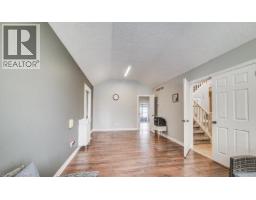 127 FALCON Drive - 5