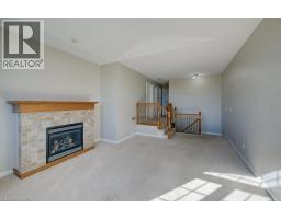 404 TEALBY Crescent - 20