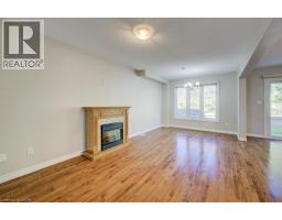 404 TEALBY Crescent - 9