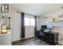 42 FROBISHER Court - 23