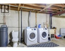 42 FROBISHER Court - 32