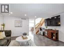 42 FROBISHER Court - 8