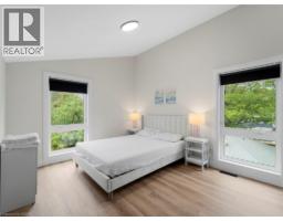 55 CENTRE Street - 31