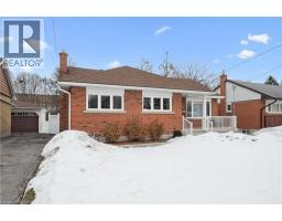 390 DUMFRIES Avenue - 2