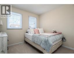 73 ABBOTT Crescent - 19