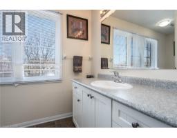 73 ABBOTT Crescent - 25