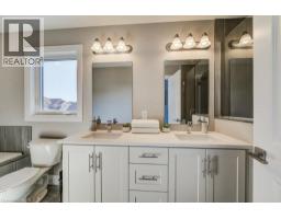 179 APPLEWOOD Street - 32