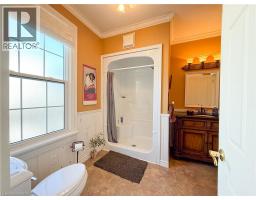 173 ST JAMES Street S - 19