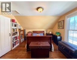 173 ST JAMES Street S - 35