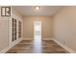 19 FAIRVIEW Avenue - 12