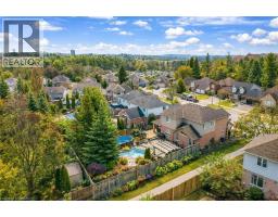 60 CHANDOS Drive - 41