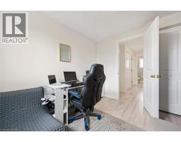 415 BAIRSTOW Crescent UnitNo. 5 - 17