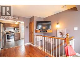 21 FIFE Street W - 9