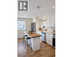 2083 MAIN Street N - 9