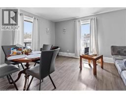 135 SHERWOOD Drive - 26