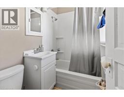 135 SHERWOOD Drive - 28