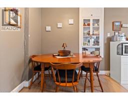 135 SHERWOOD Drive - 36