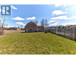 135 SHERWOOD Drive - 38