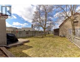 135 SHERWOOD Drive - 41