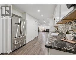 65 BARLOW Place - 37