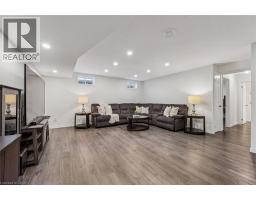 65 BARLOW Place - 40