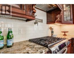 124 ALLEN Street E - 21