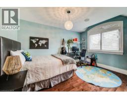 124 ALLEN Street E - 26