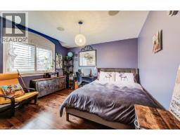 124 ALLEN Street E - 27