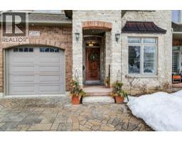 124 ALLEN Street E - 3