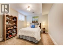 124 ALLEN Street E - 37