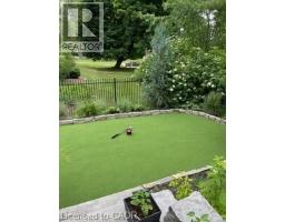 124 ALLEN Street E - 41