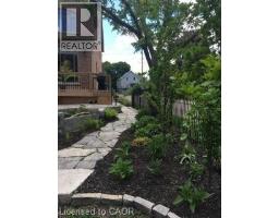 124 ALLEN Street E - 42