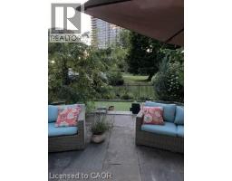 124 ALLEN Street E - 43