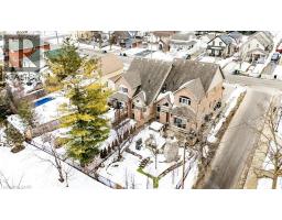 124 ALLEN Street E - 50