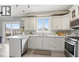 640 MUNICH Circle - 11