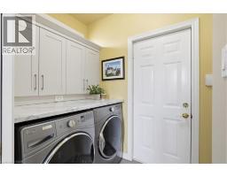 640 MUNICH Circle - 13