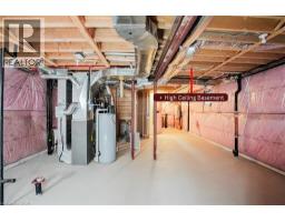 10 GEORGINA Street - 27