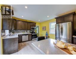 37 DECEW Street W - 17