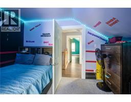 37 DECEW Street W - 21