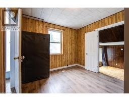 37 DECEW Street W - 7