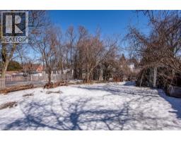 230 LANCASTER Street W - 10