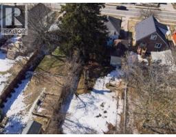 230 LANCASTER Street W - 23