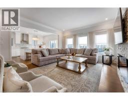 565 FLORENCEDALE Crescent - 7