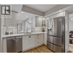 219 UNION Boulevard - 10