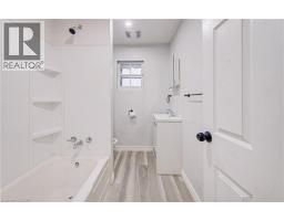 115 COURTNEY Street - 29