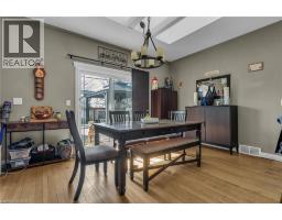 26 WOODLAND Crescent - 13